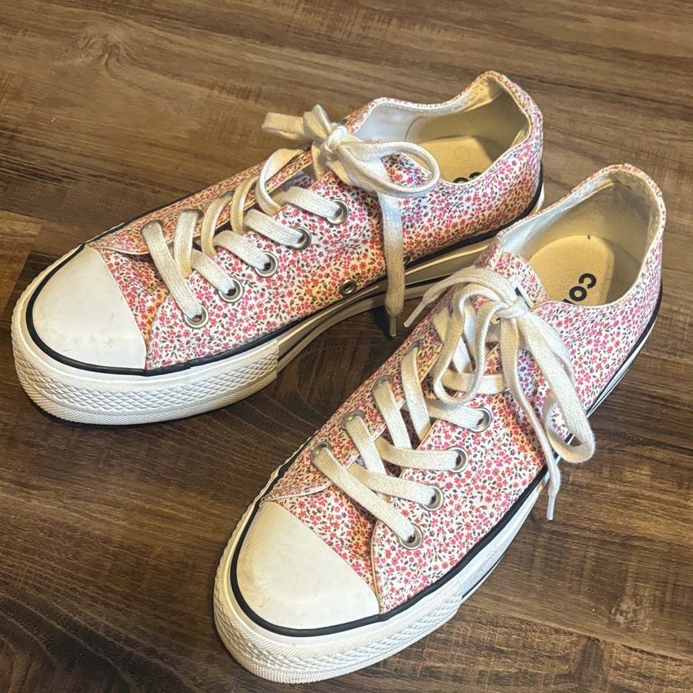 Converse Women's Floral Canvas Sneakers - Pink